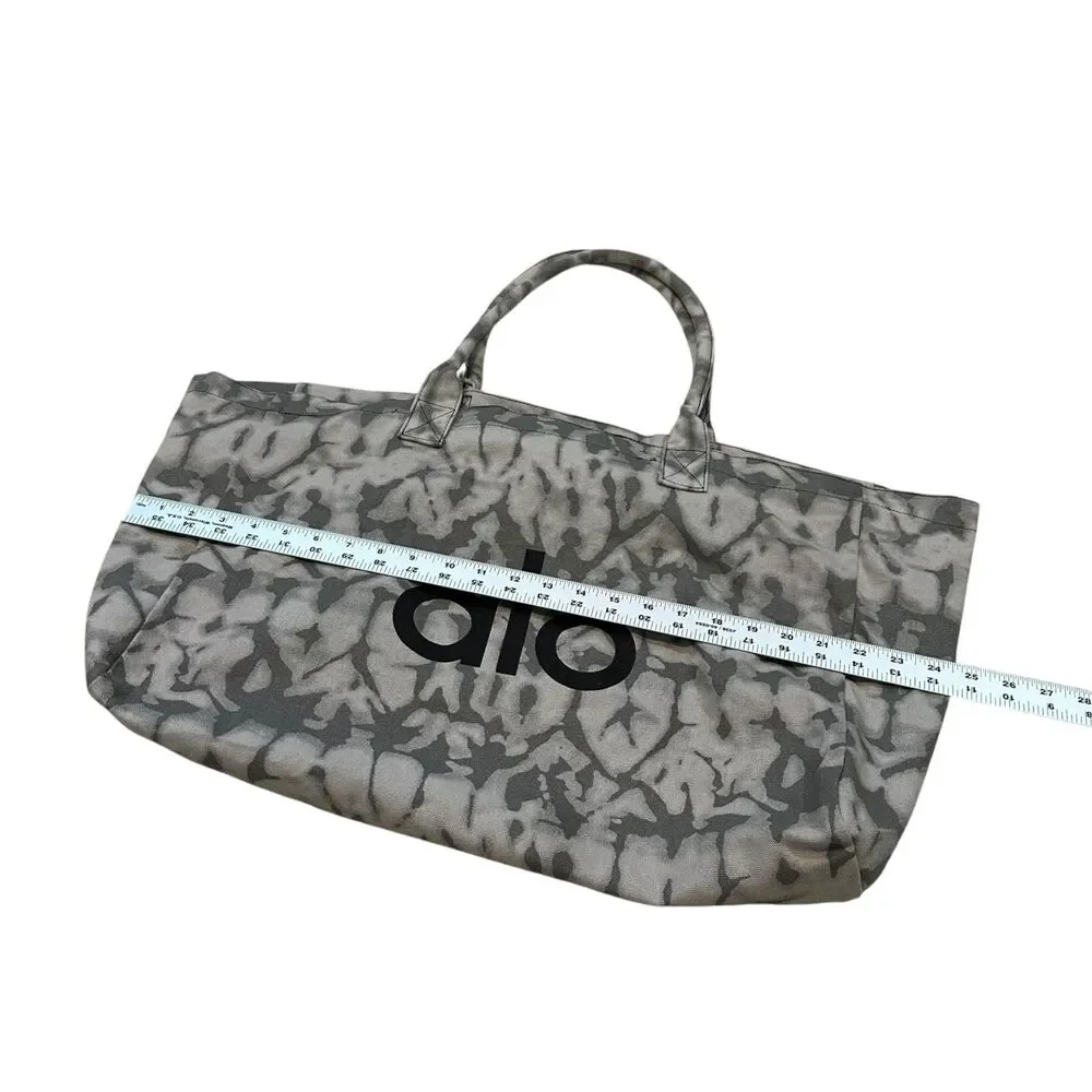 Alo Yoga Iconic Shopper Tote Bag